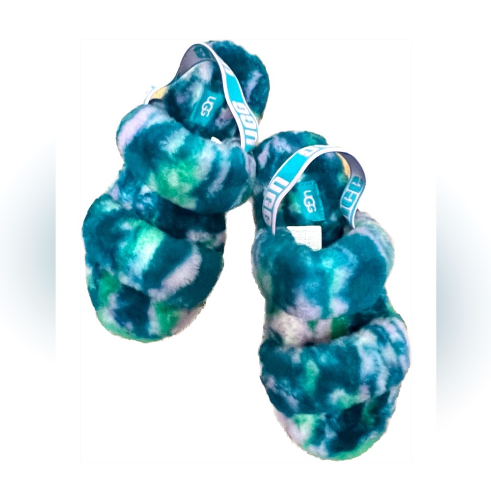 NWOT UGG Oh Yeah Marble
Aquatic Blue Sheepskin Slide Slippers!  Size: 7 EU 38
